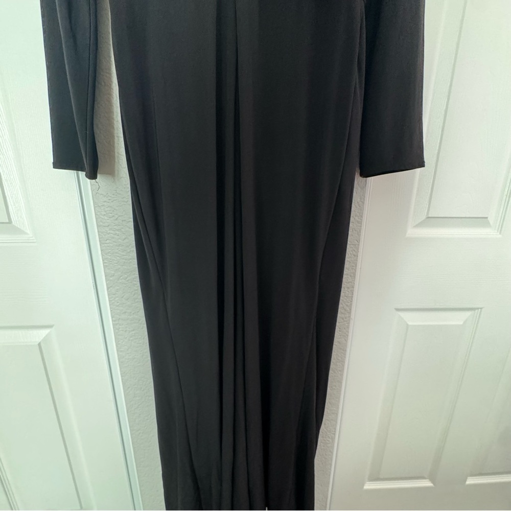 La Femme • Formal Gown Dress • Black • Ruched • Long Sleeve • Size 12 • Slit - Picture 8 of 8